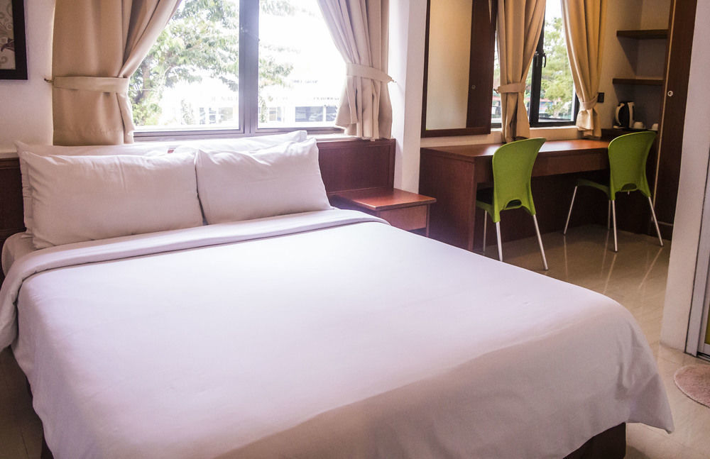 Ag Hotel Penang Gelugor Kültér fotó